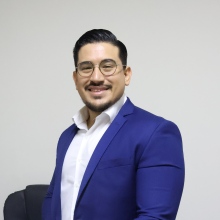 Dr. Roberto Muzquiz Vidales